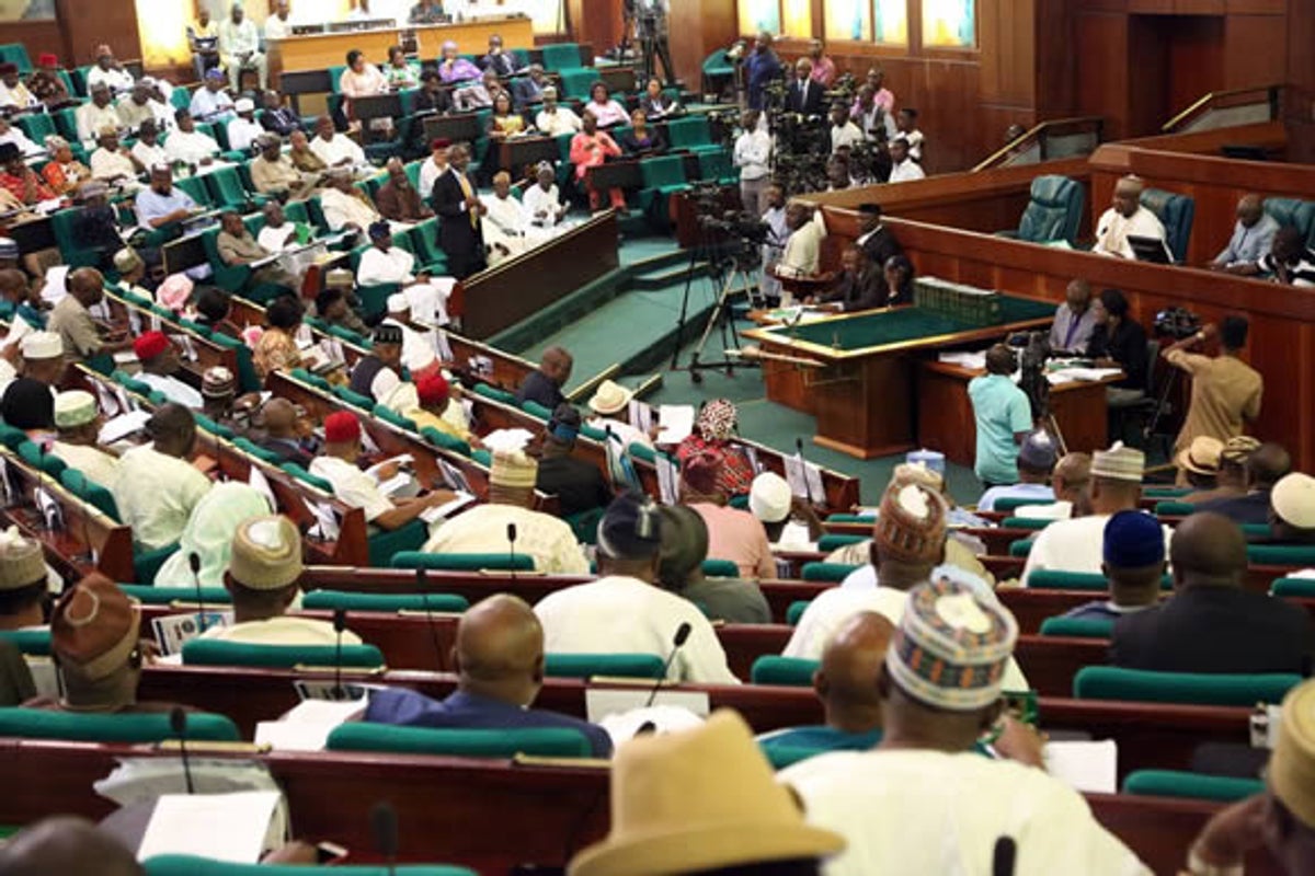 Drama As Heat Deal With Lawmakers After NEPA Took Light At National Assembly