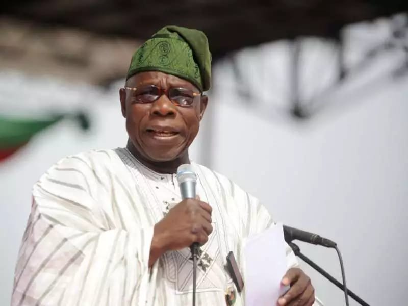 Moment Former President, Obasanjo Commands Oyo Monarchs to Stand Up and Greet Him In An Event [VIDEO]