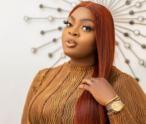 You Were Quick To Post Ifeanyi’s Death But Have Not Celebrated Davido And Chioma Over New Birth – Man Slams Eniola Badmus