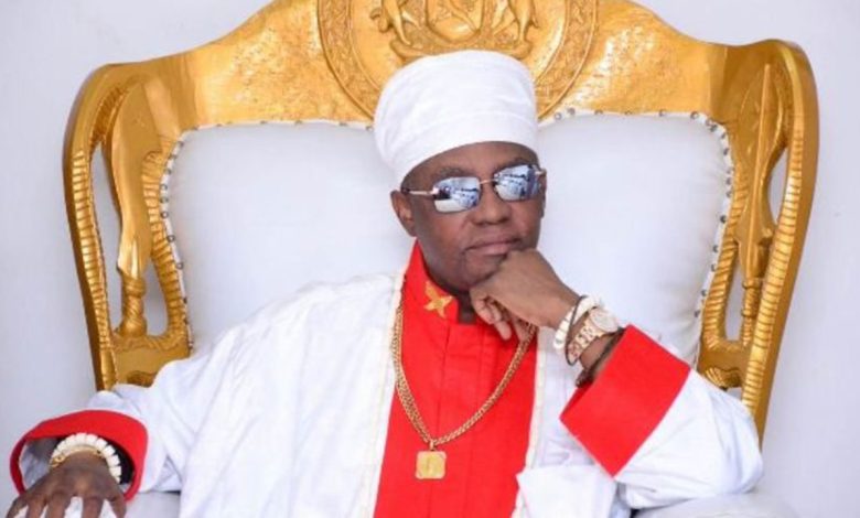 Wedding: Oba Of Benin Gets Angry Over Groom's Action, Places Curse On Him, Others
