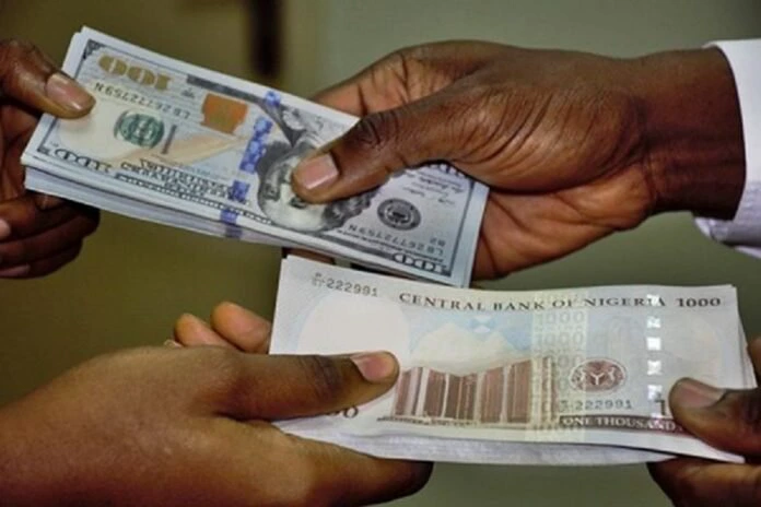 Tougher Days Ahead As Naira Crashes Further Against Dollar