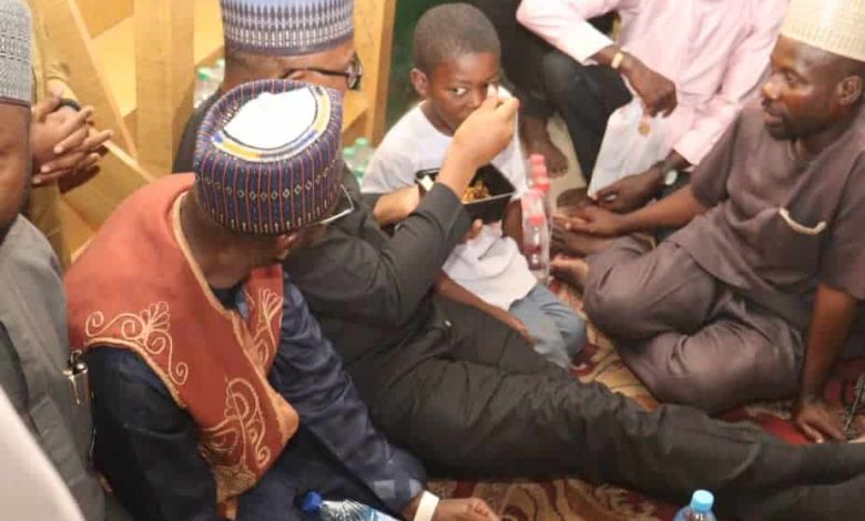 Peter Obi Seen Breaking Fast With Over 1000 Muslims (PHOTOS)