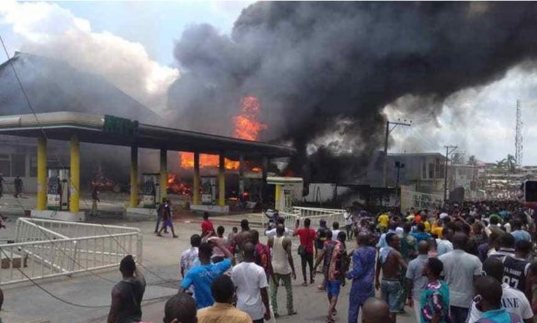 Fuel Scarcity: Commotion As Armed Officers Shoot Man Dead During Clash At Fuel Station (PHOTO)