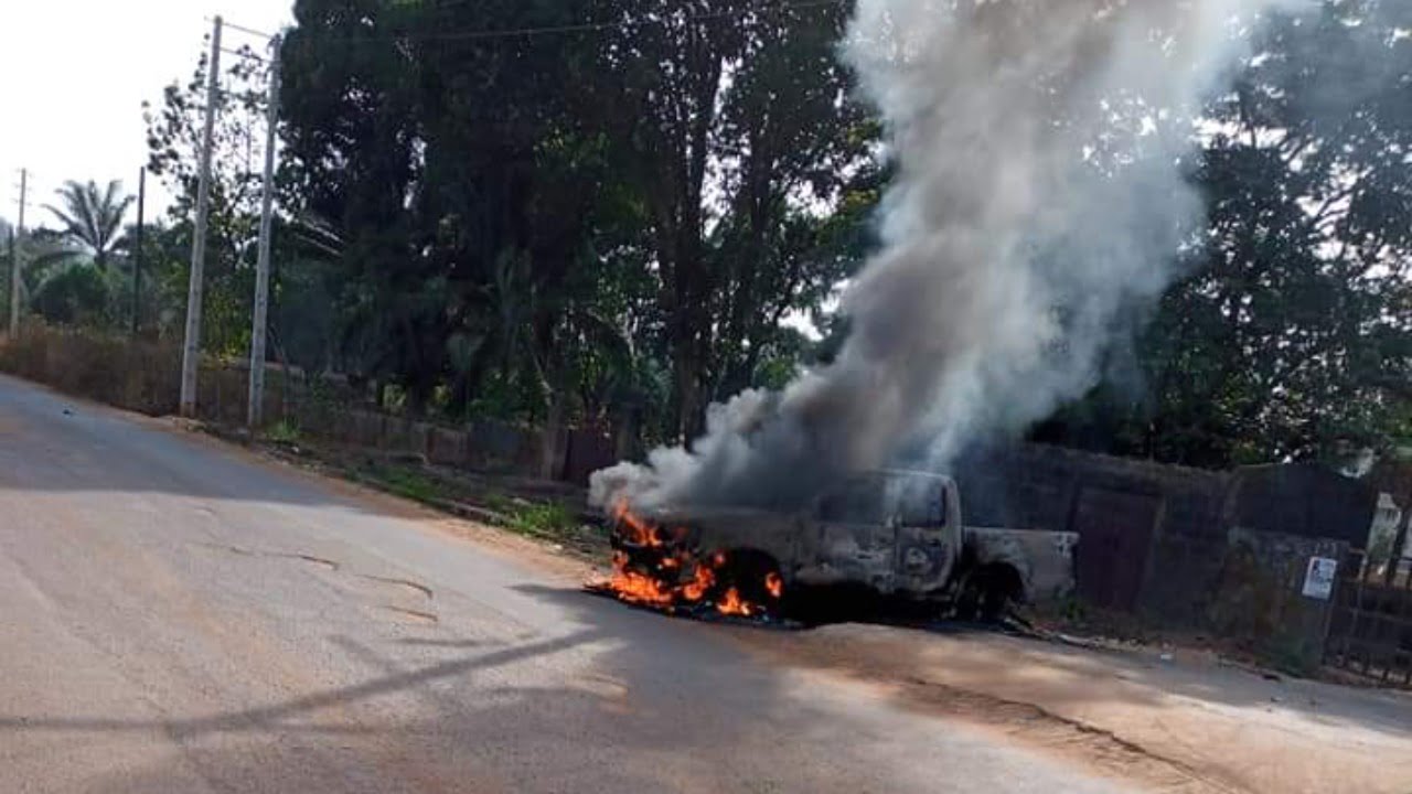 Patrol vans burnt as gunmen ambush soldiers in Aba - Daily Trust