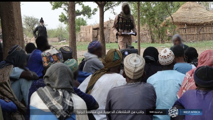 Horror As ISWAP Terrorists Hold Meeting With Residents To Recruit New Members, Reveal Their Main Target (PHOTOS)