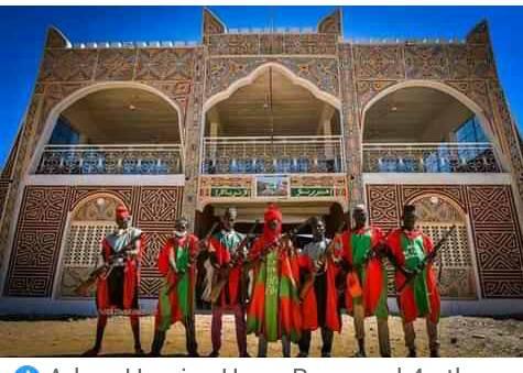 JUST IN: Panic In Kano As Armed Men Are Sighted At Emir's Palace