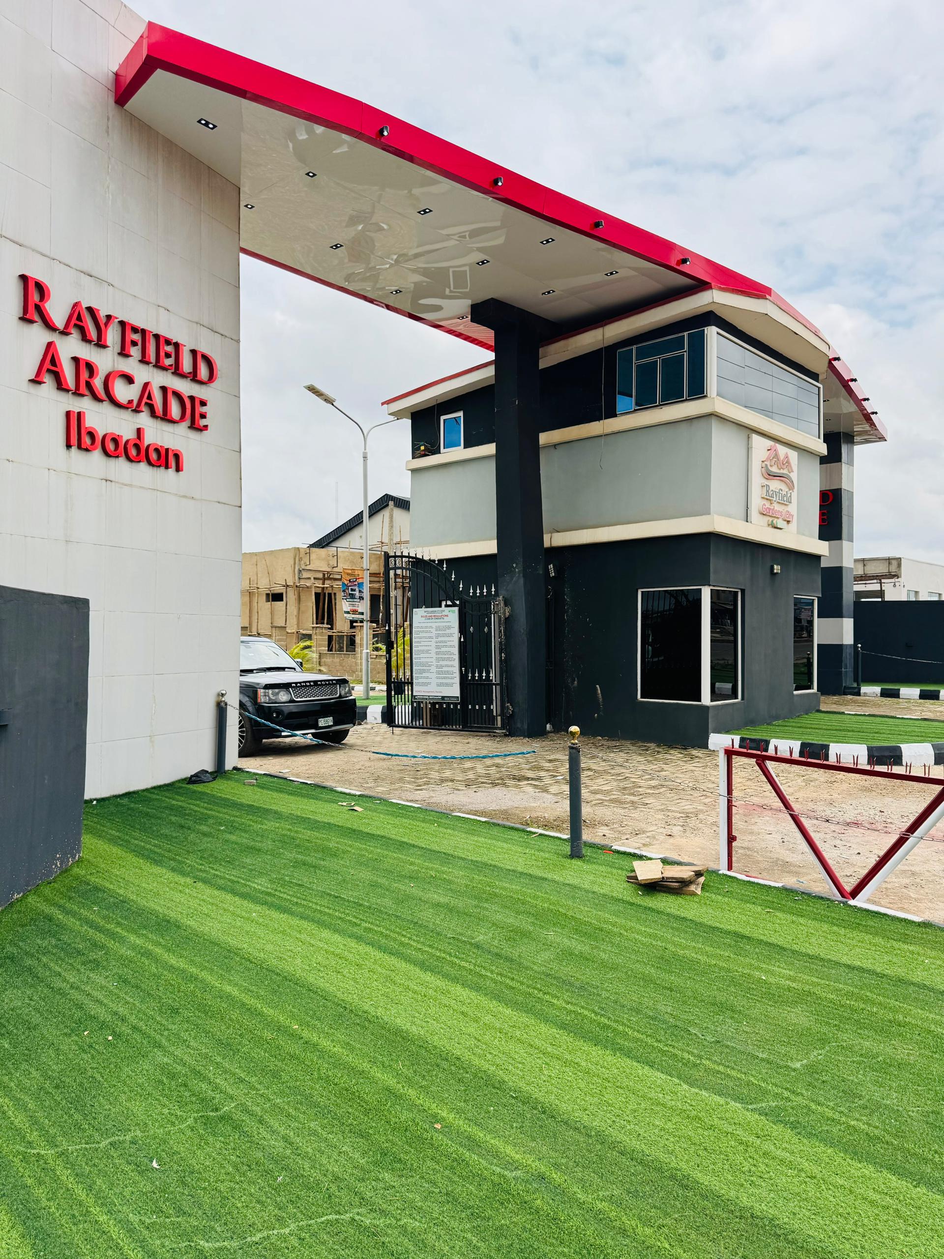 #NigeriaAt64: Ibadan’s Rayfield Gardens City Estate Unveils State-of-the-Art Gatehouse, Welcome First Residents